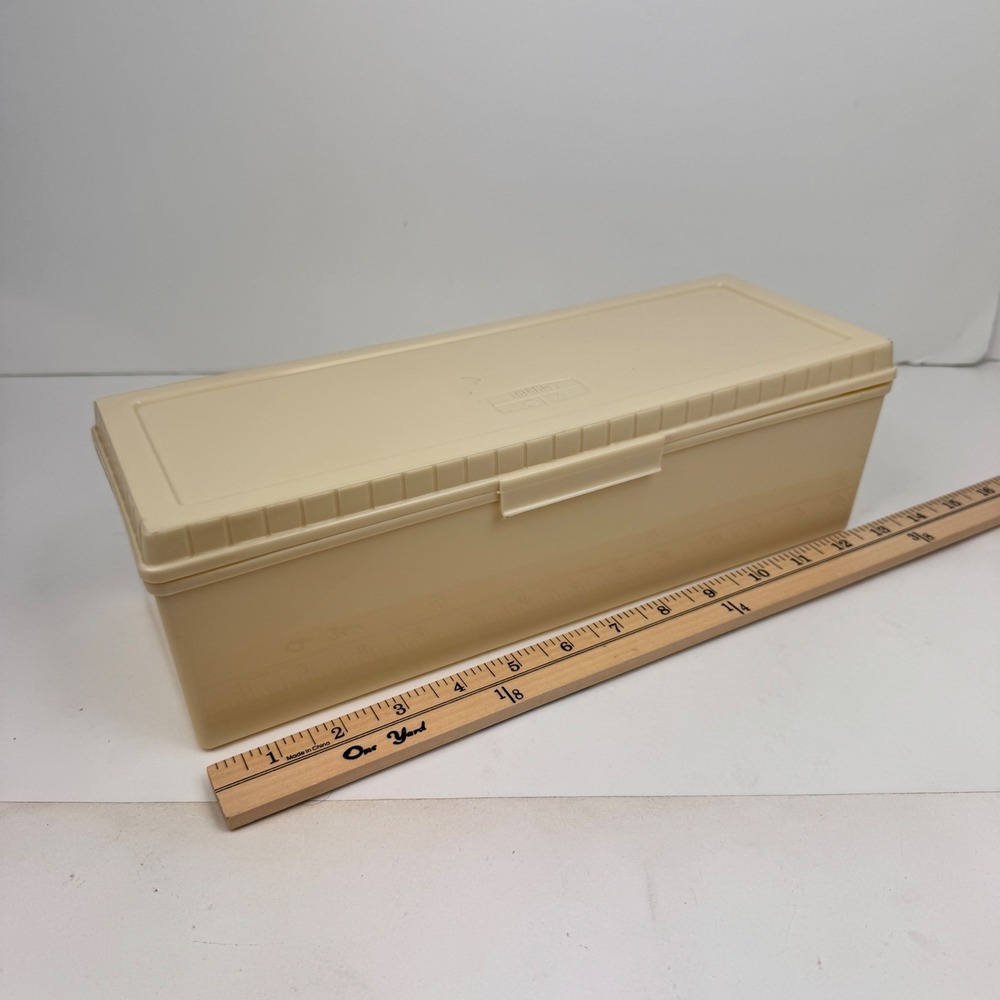 Vtg Thermos Brand plastic picnic sandwich box w hinged lid tan color replacement